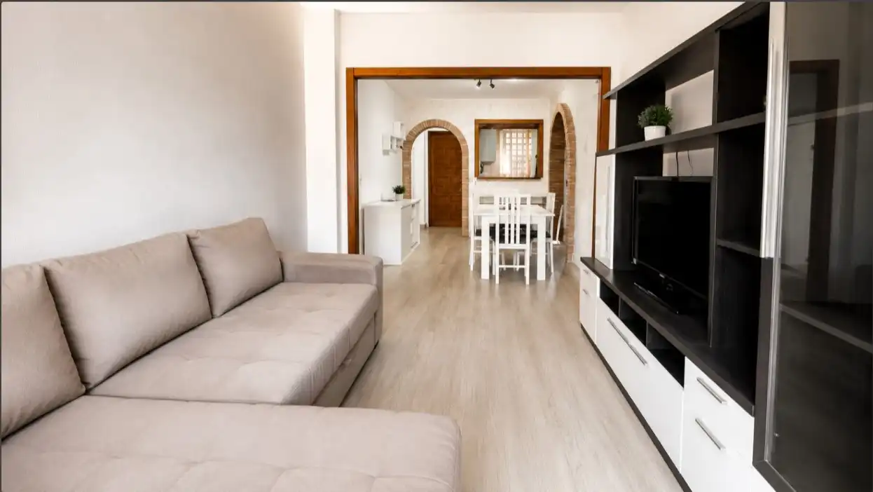 Sala d'estar de Apartament en venda en Torrevieja amb Terrassa, Piscina i Moblat