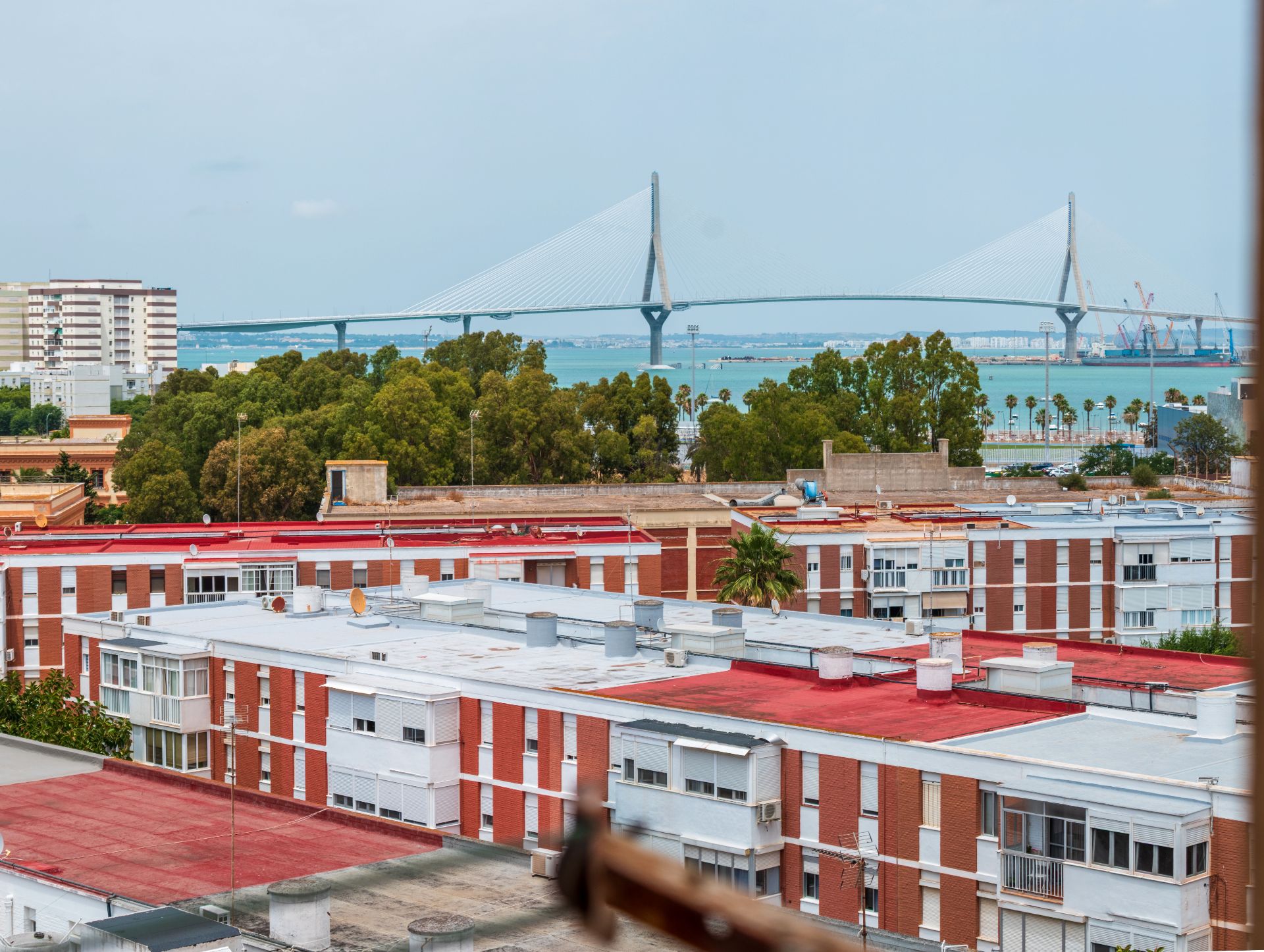 Vista exterior de Pis en venda en  Cádiz Capital