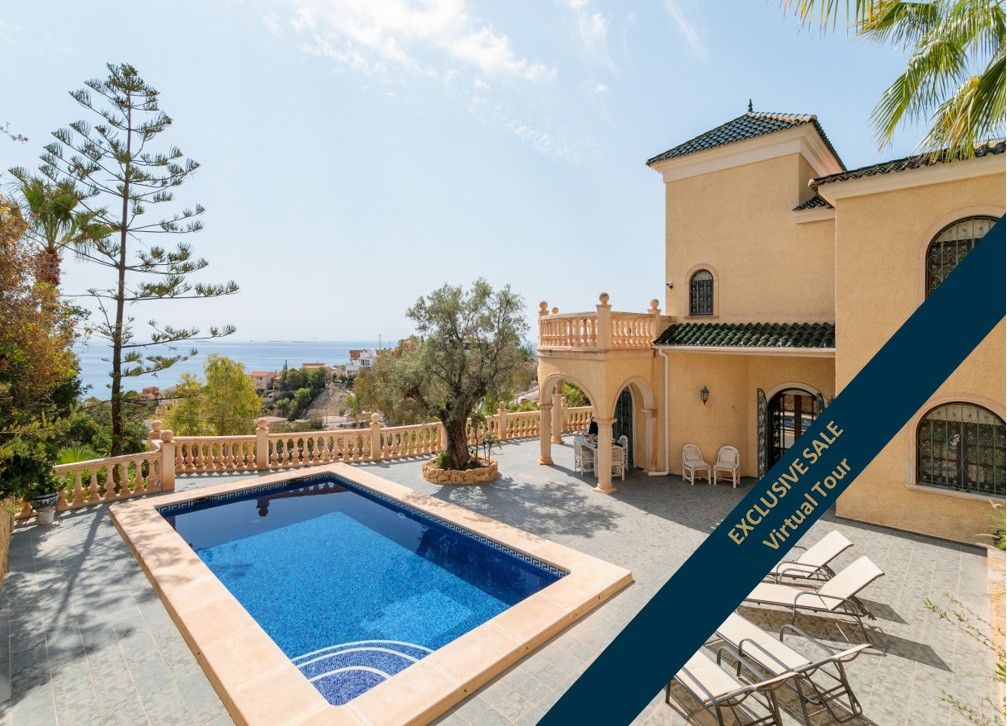 Swimming pool of House or chalet for sale in El Campello  with Air Conditioner, Private garden and Terrace