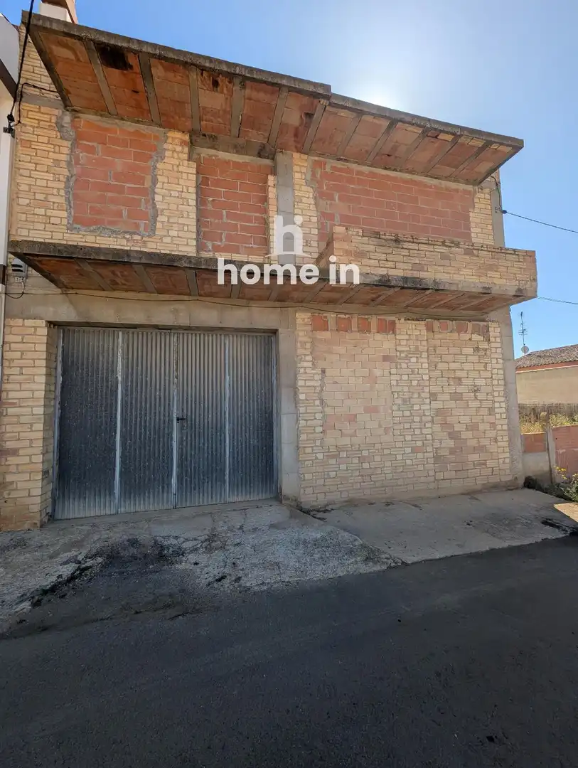 Vista exterior de Casa o chalet en venta en Deltebre