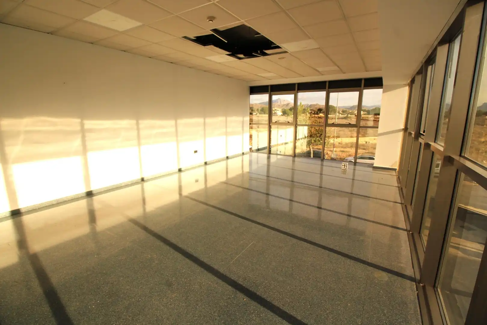 Industriegebäude zur Miete in Villamontes - Boqueres, imagen 50