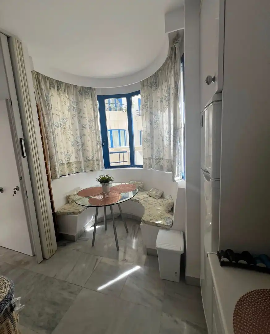 Esszimmer von Maisonette zur Miete in Marbella mit Klimaanlage, Heizung und Möbliert