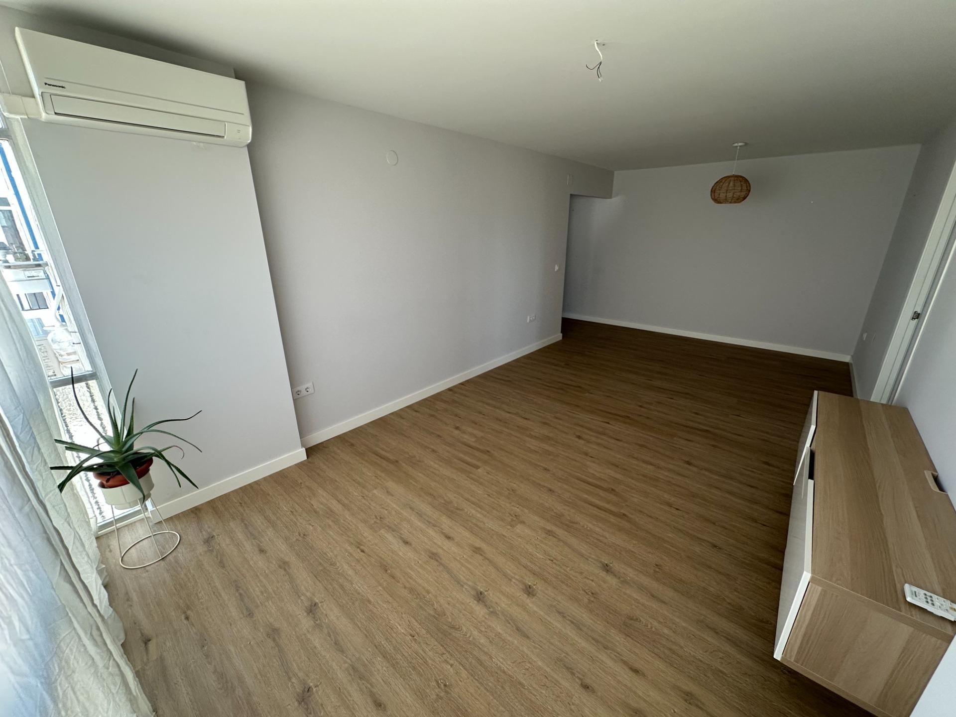 Flat to rent in  Cádiz Capital  with Air Conditioner, Heating and Terrace