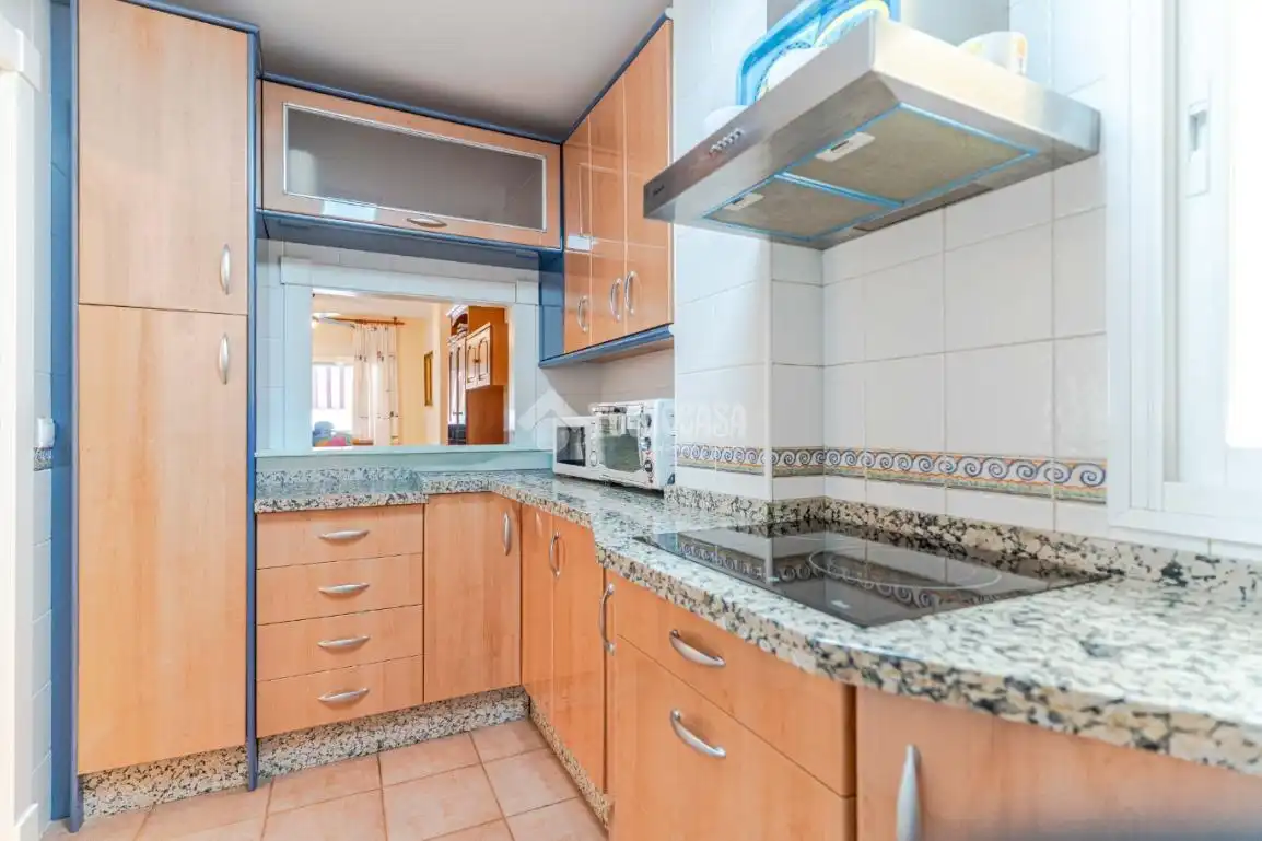 Cocina de Piso en venta en La Zubia con Terraza