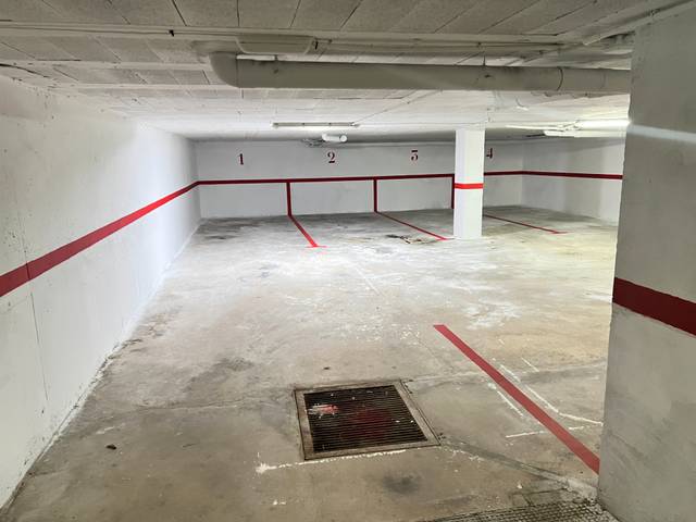 Garaje en Alquiler en Calle Canteras, 14 en Herencia