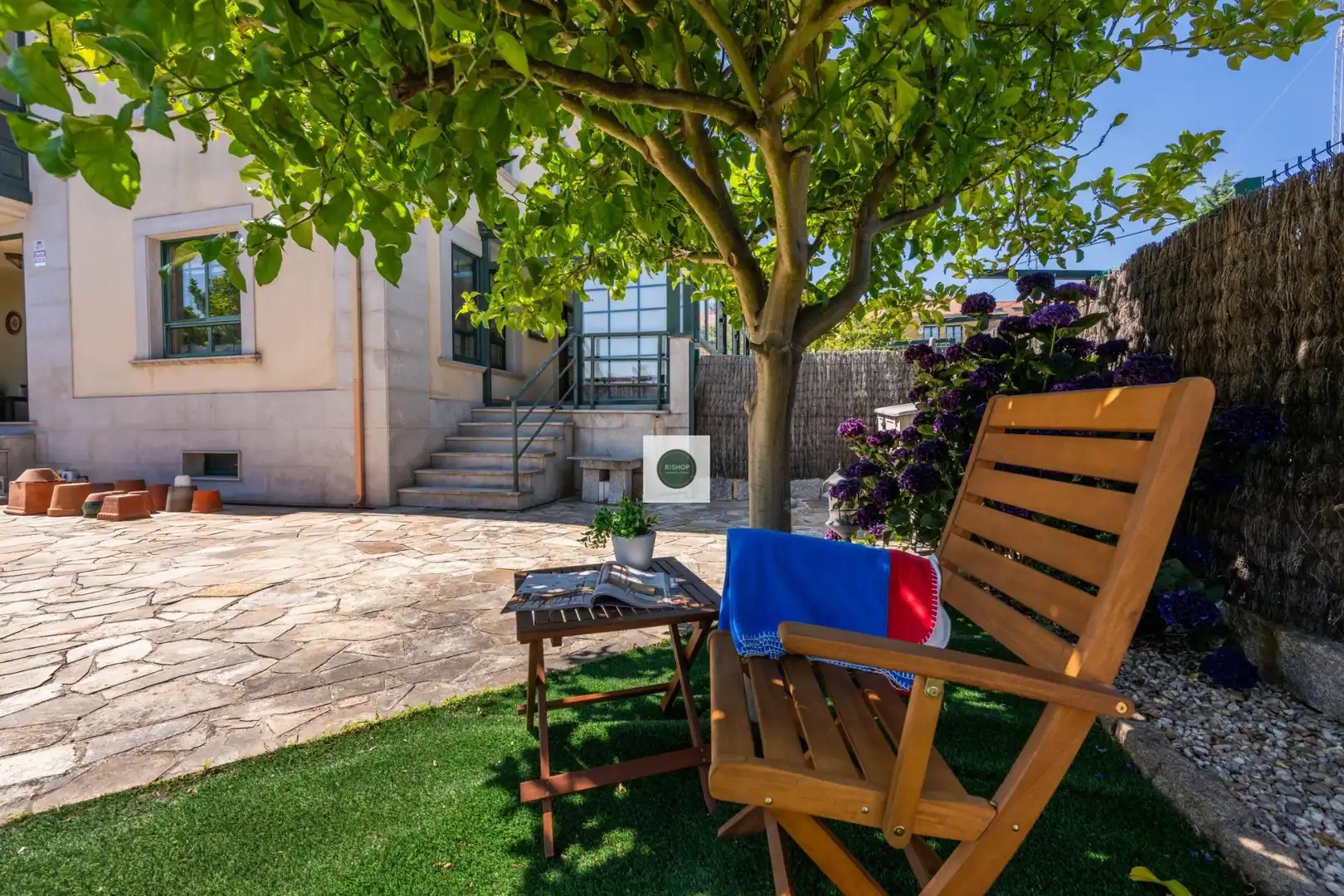 Einfamilien-Reihenhaus zum Verkauf in Calle NAPOLES, Elviña - A Zapateira
