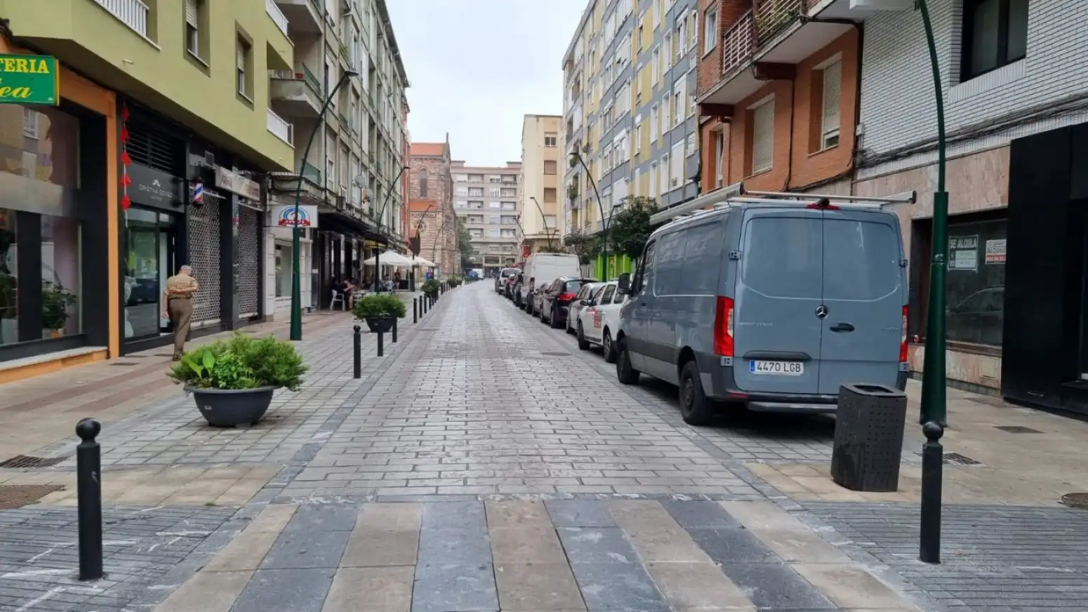 Exterior view of Commercial properties for rent in Torrelavega   with Air Conditioner