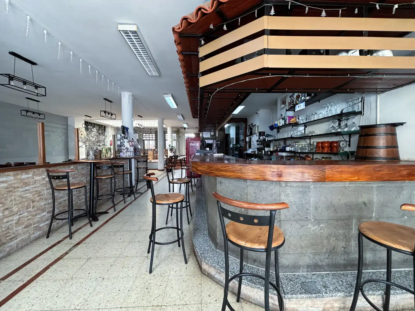 Commercial properties for sale in Teror  with Air Conditioner, Heating and Furnished