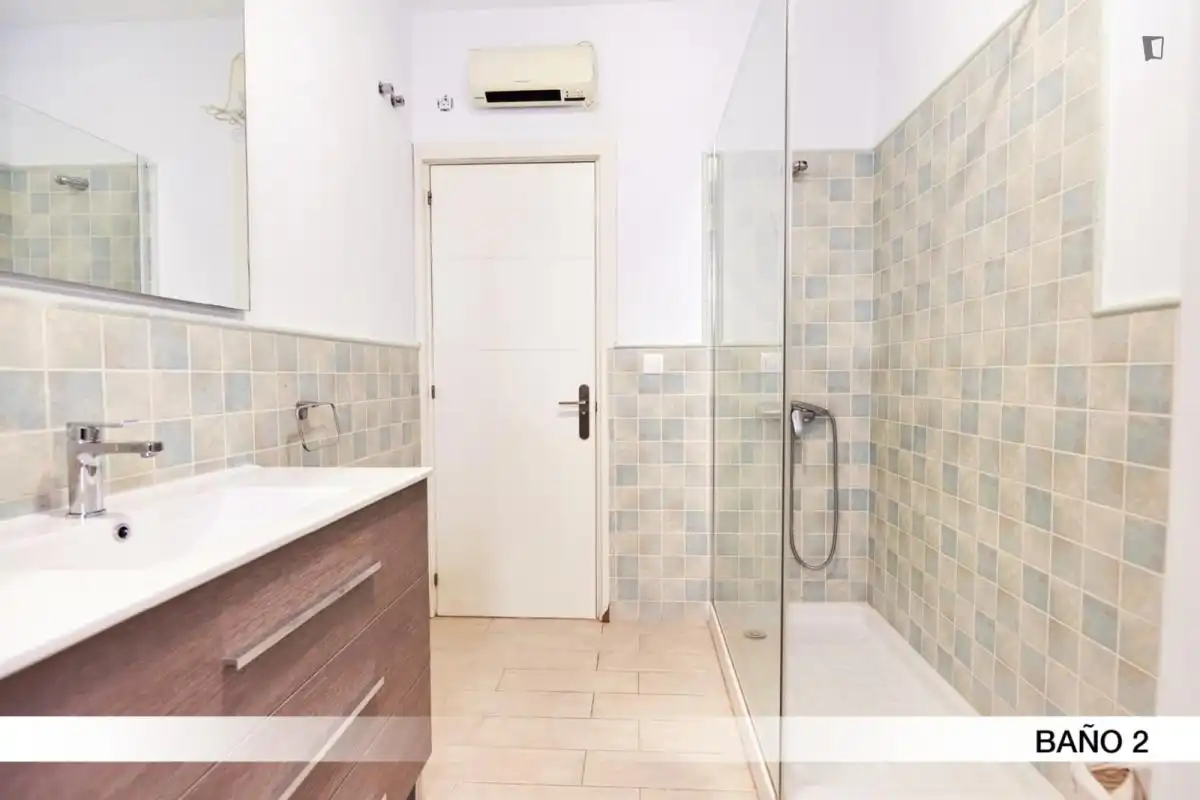 Habitación en Sector Sur - La Palmera - Reina Mercedes