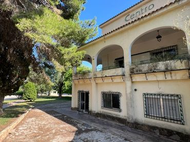 Locale commerciale in vendita a Picassent