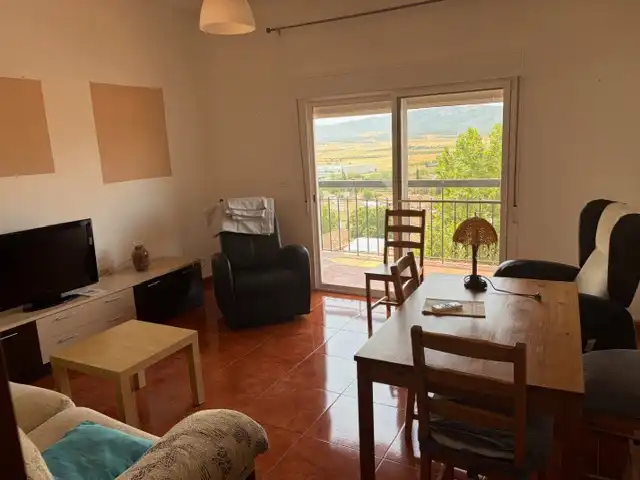 Sala d'estar de Pis de lloguer en Puertollano amb Aire condicionat, Calefacció i Moblat
