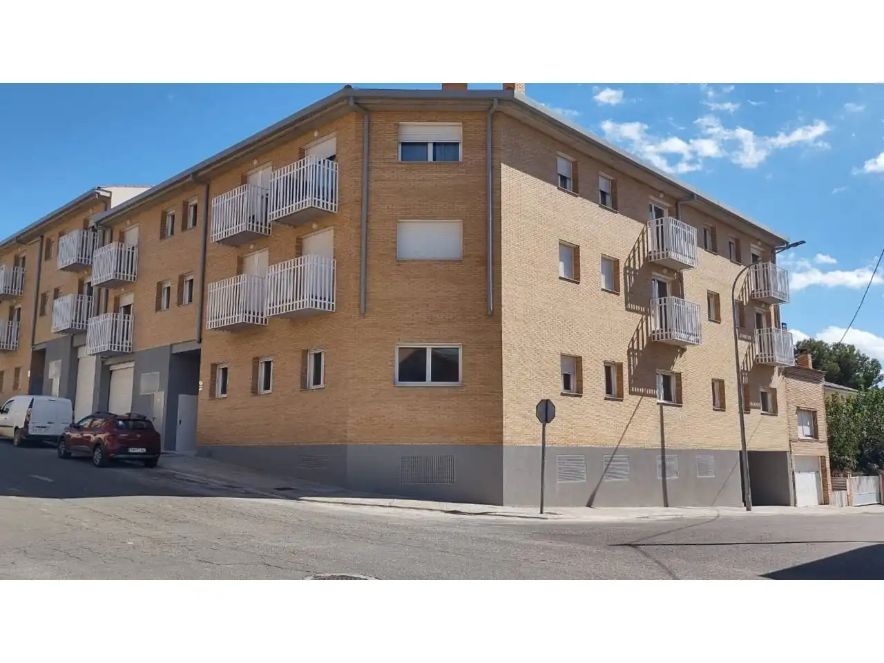 Vista exterior de Pis en venda en Almacelles amb Aire condicionat i Calefacció
