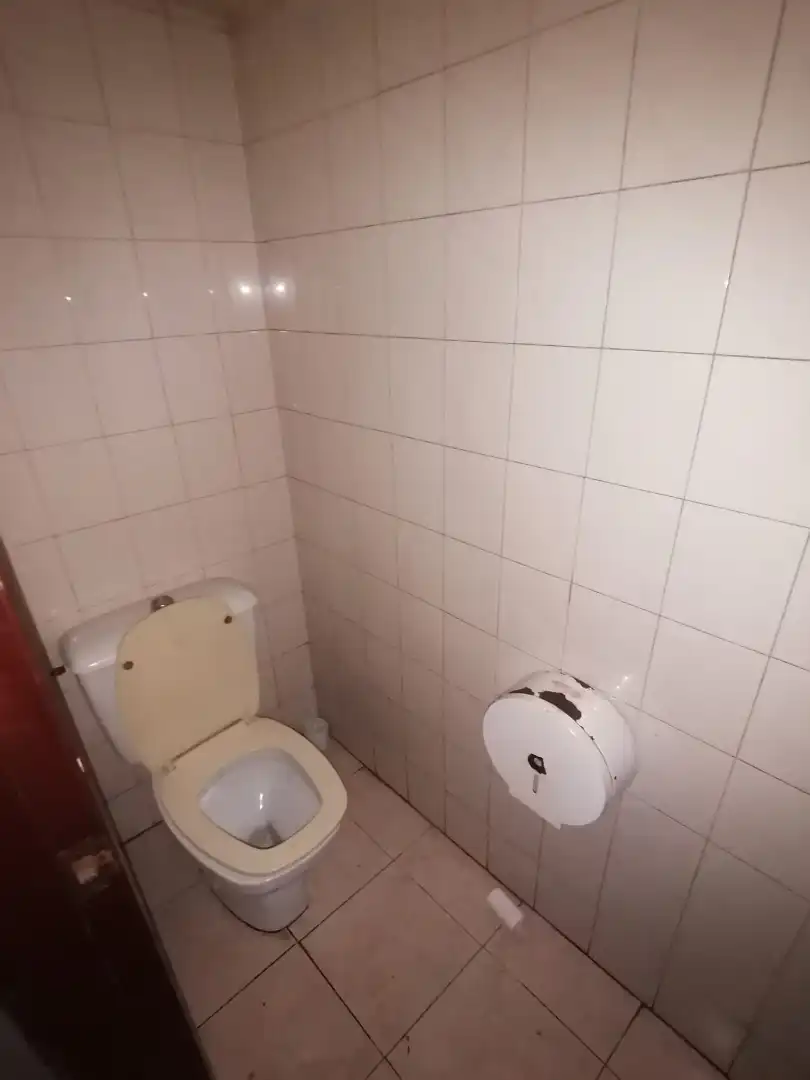 Gewerbefläche zum Verkauf in Oeste, imagen 17