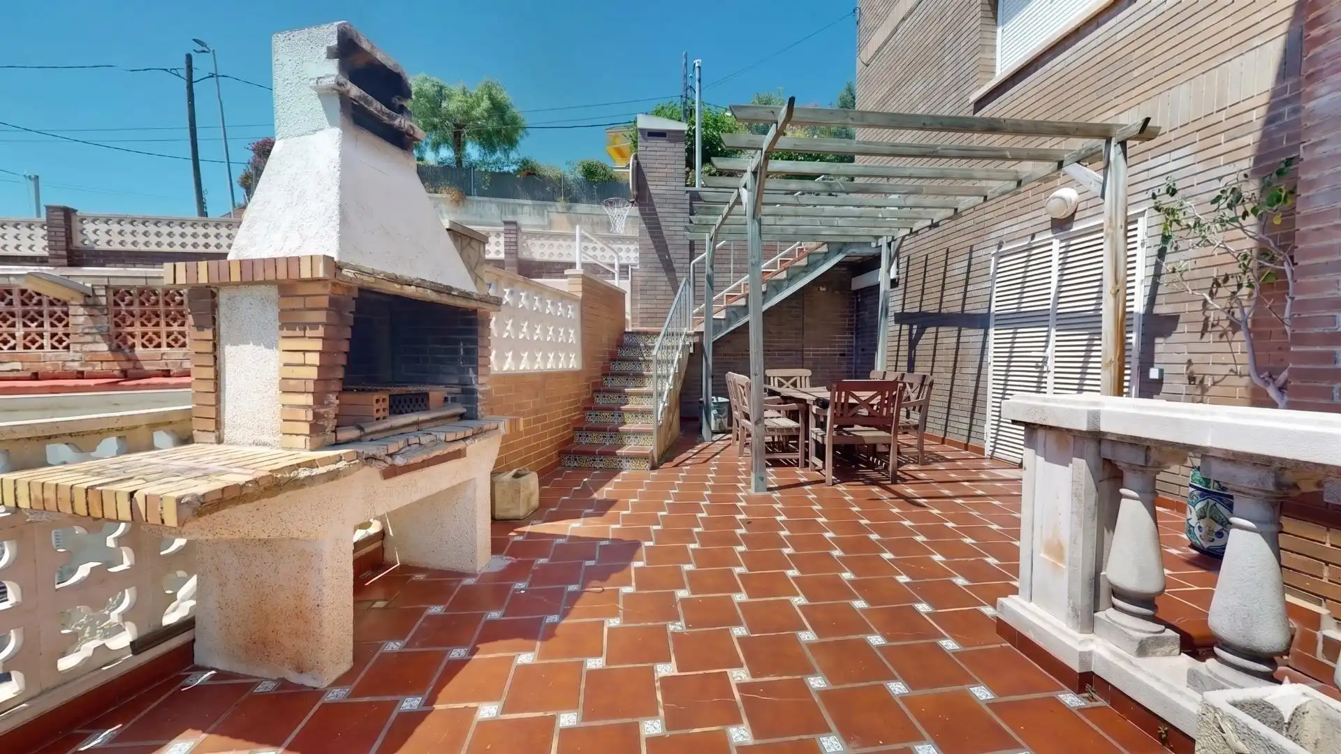 Terrassa de Casa o xalet en venda en Sant Boi de Llobregat amb Aire condicionat, Calefacció i Jardí privat