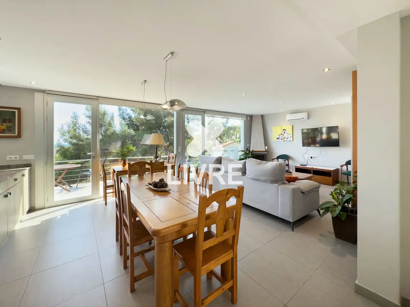 Sala de estar de Casa o chalet en venta en Cunit con Aire acondicionado, Calefacción y Piscina