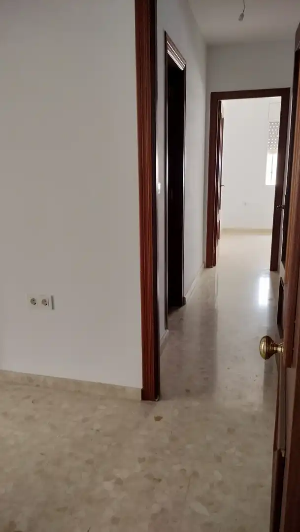 Wohnung zum Verkauf in N/A, -1, Loja