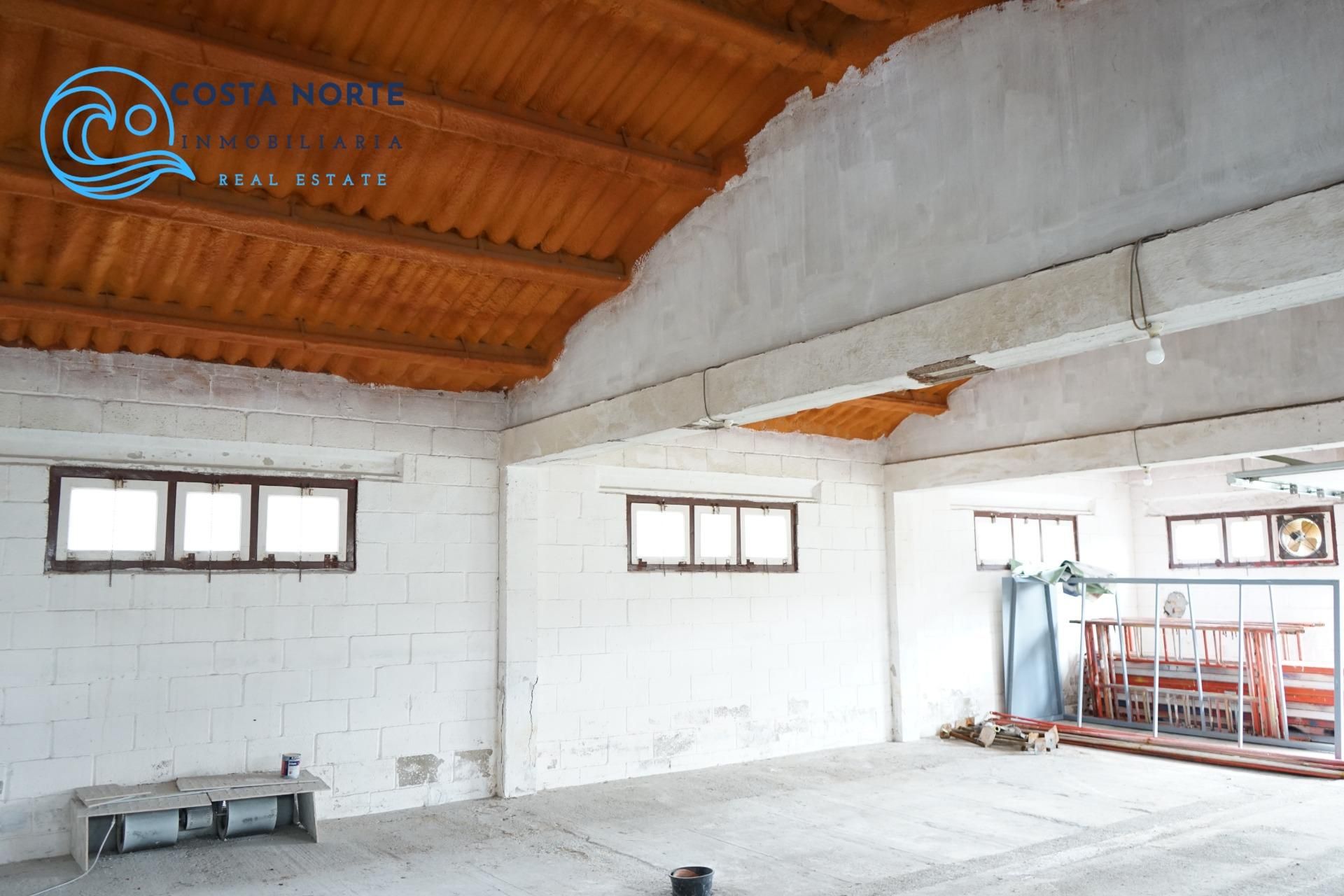 Industrial buildings for sale in Reocín
