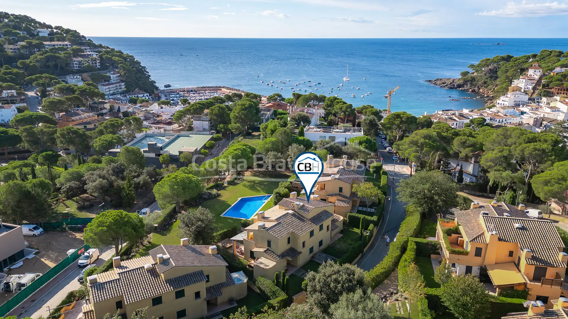 Vista exterior de Casa o xalet en venda en Palafrugell amb Aire condicionat, Calefacció i Jardí privat