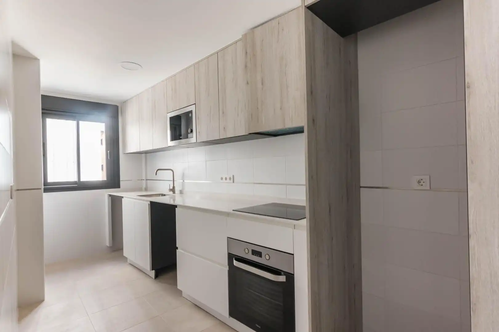 Piso en venta en Avenida ZARAICHE, La Flota