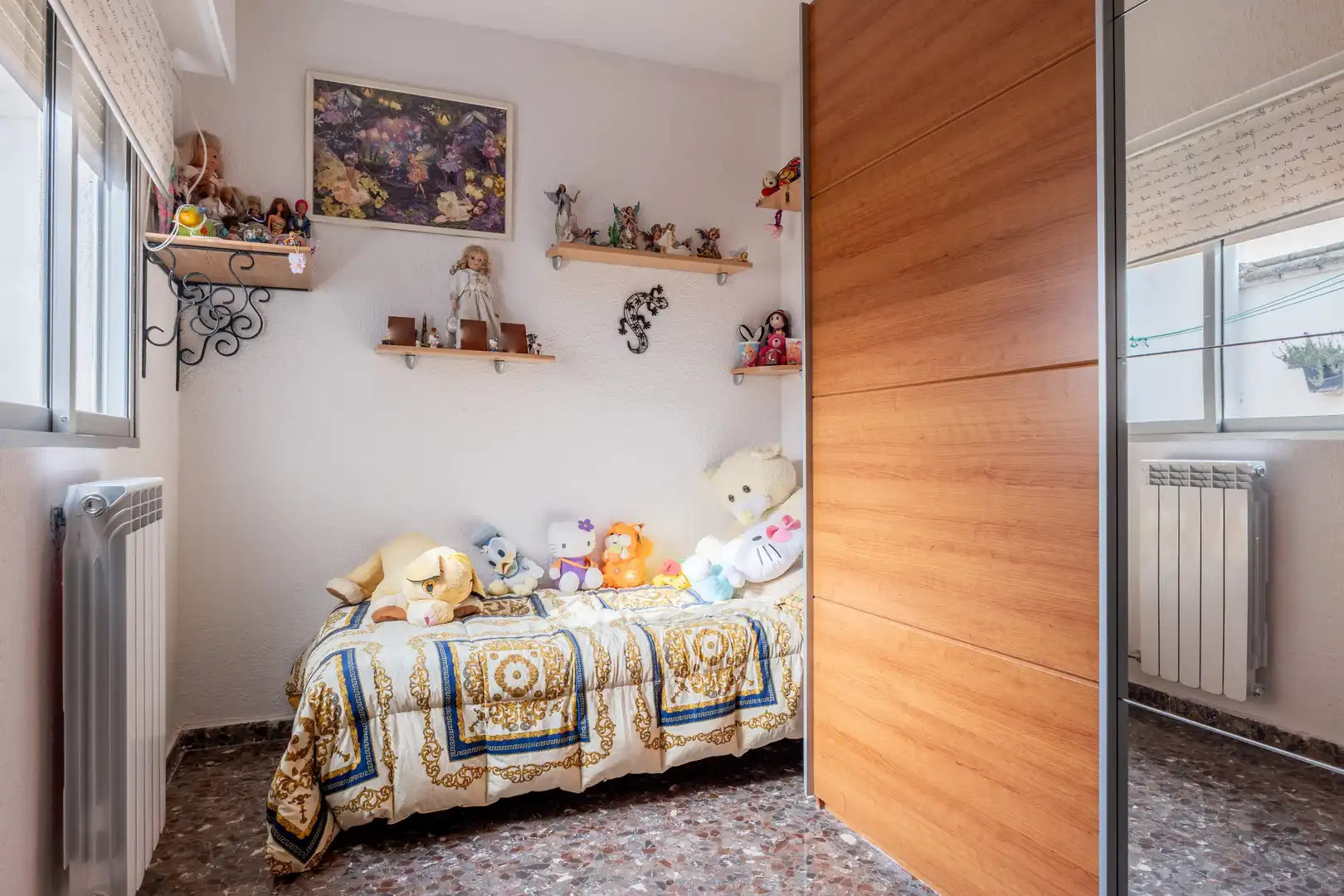 Casa o chalet en venta en Calle OSA MAYOR, 40, Valdefierro