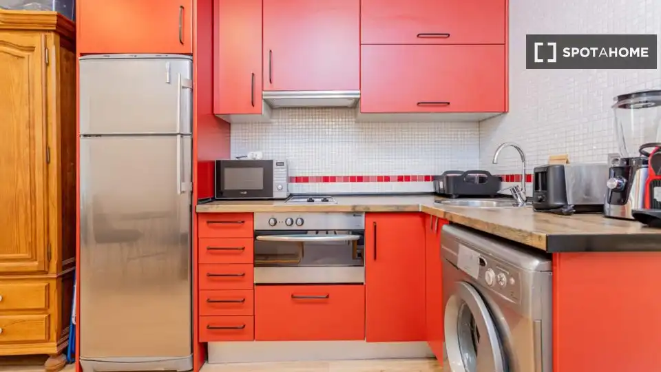 Kitchen of Flat for rent in Madrid  with Air Conditioner, Heating and Furnished