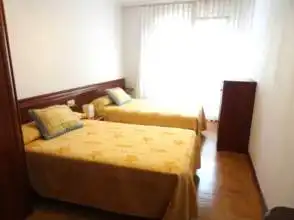 Bedroom of Flat for rent in Gijón   with Heating, Parquet flooring and Furnished