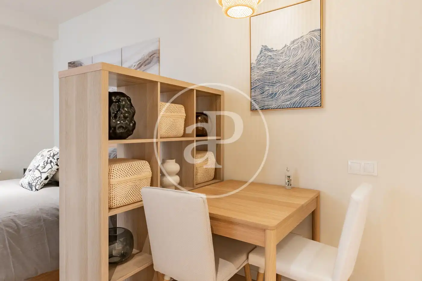 Living room of Flat for sale in Madrid  with Air Conditioner, Heating and Storage room