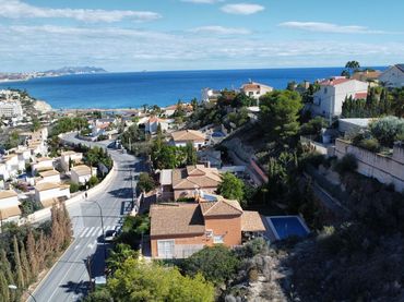 Casa con piscina en venta en Carrer d'Oriola