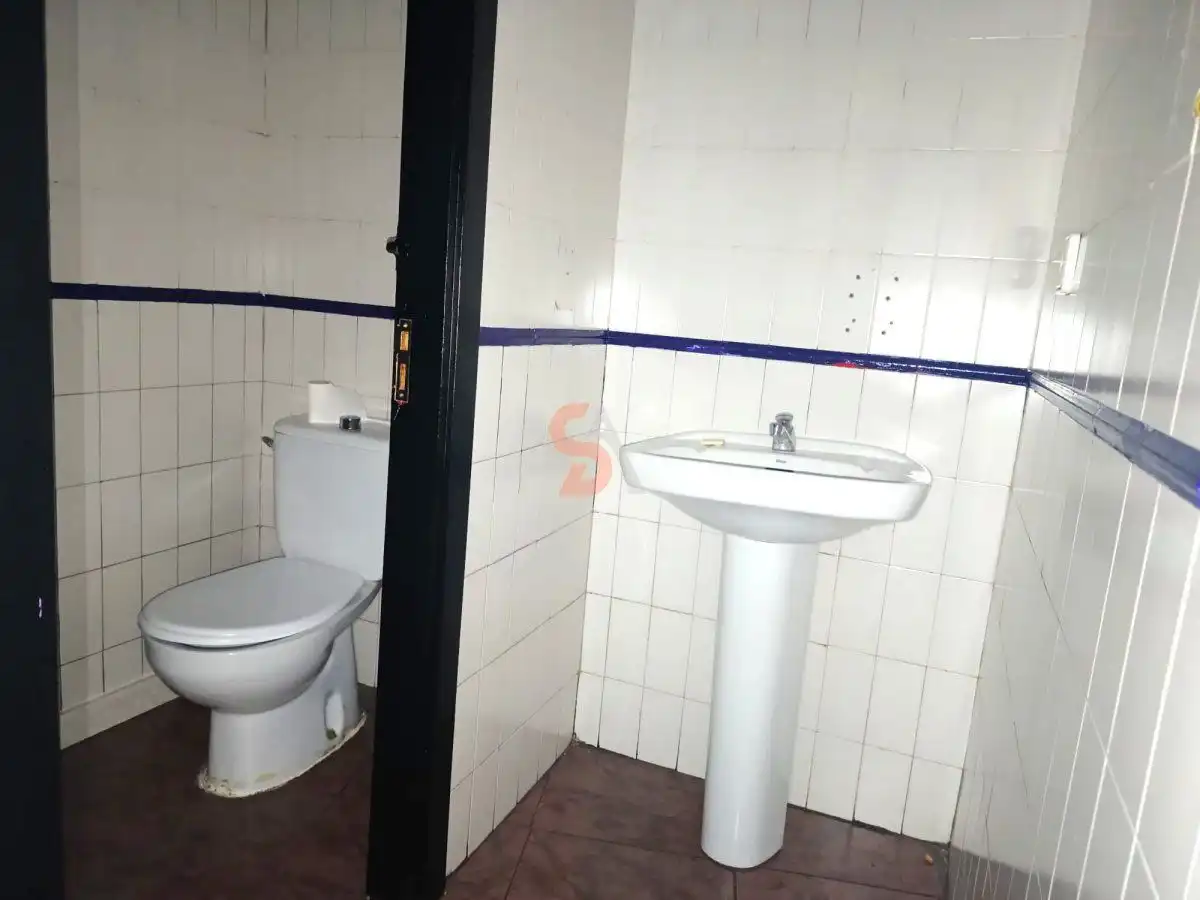 Bathroom of Commercial properties for sale in Valladolid  with Air Conditioner