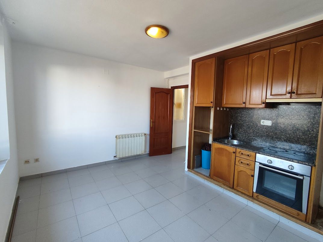 Kitchen of Flat for sale in  Tarragona Capital  with Heating
