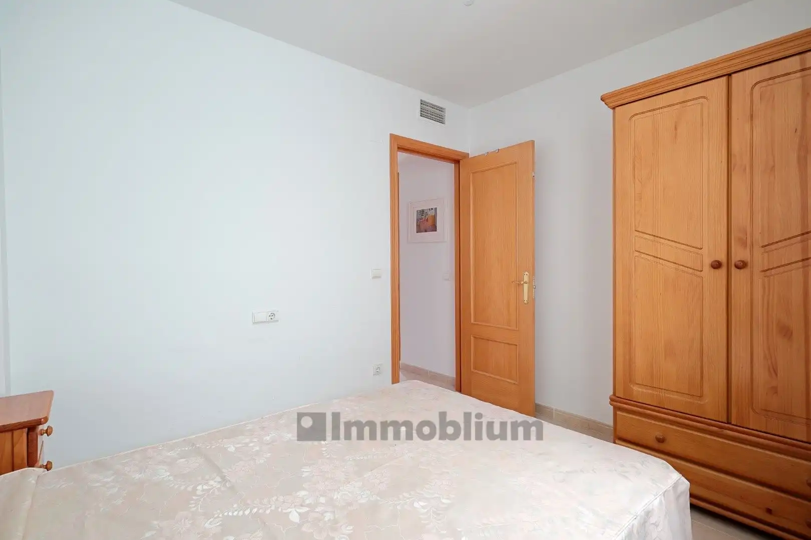 Schlafzimmer von Wohnung zur Miete in Torredembarra mit Klimaanlage, Heizung und Privatgarten
