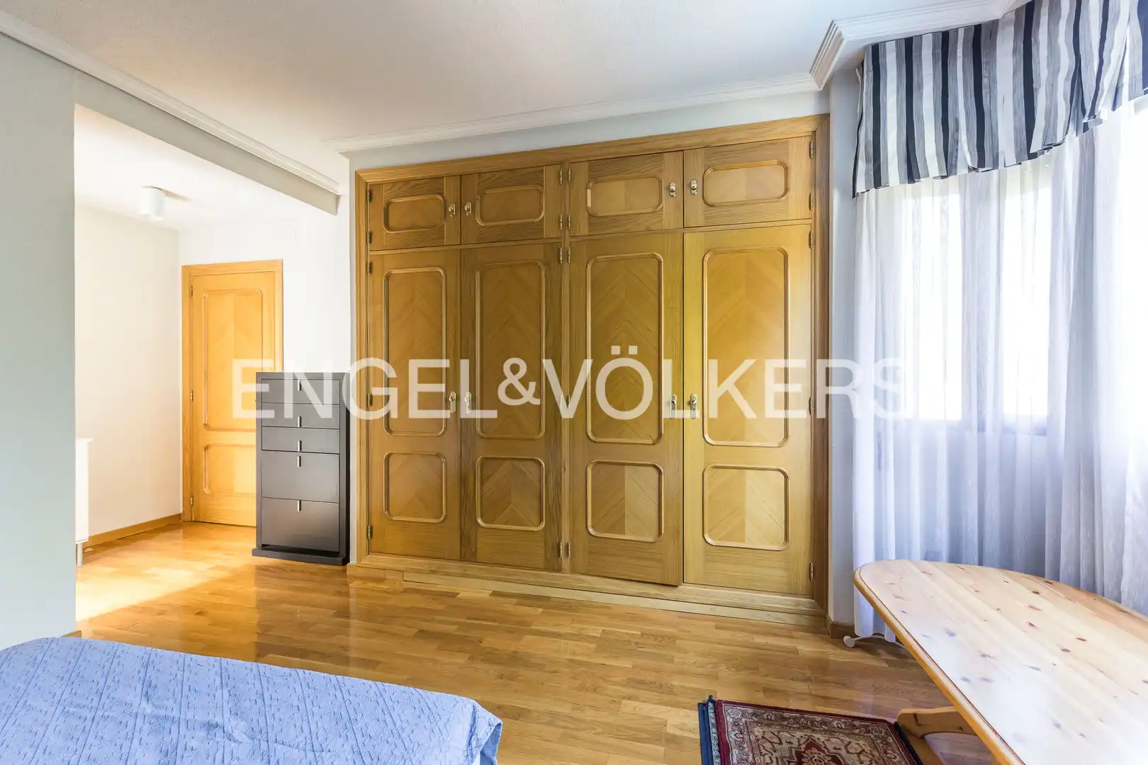 Habitación de Piso en venta en Madrid con Aire acondicionado, Calefacción y Jardín privado