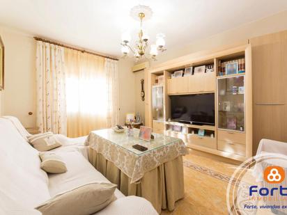 Living room of Flat for sale in Guadalcázar  with Air Conditioner, Heating and Storage room