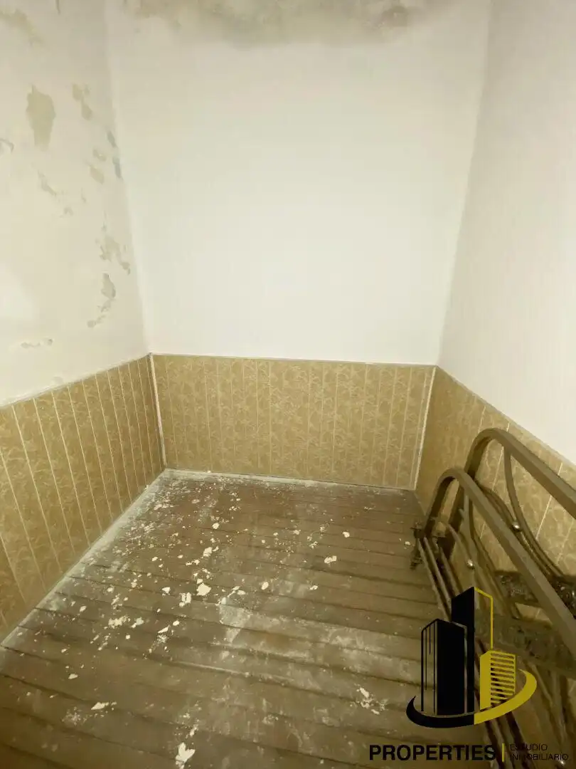 Bathroom of Houses for sale in Guijuelo