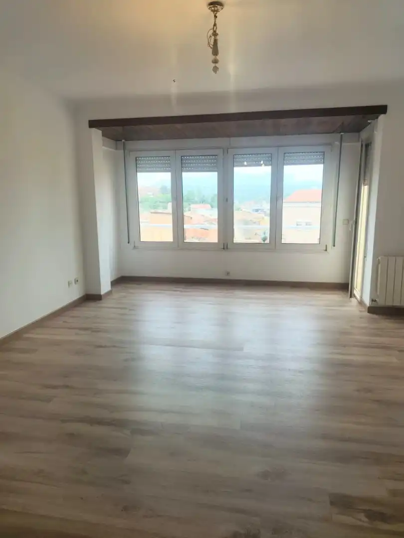 Sala d'estar de Pis en venda en Manresa amb Calefacció, Parquet i Traster