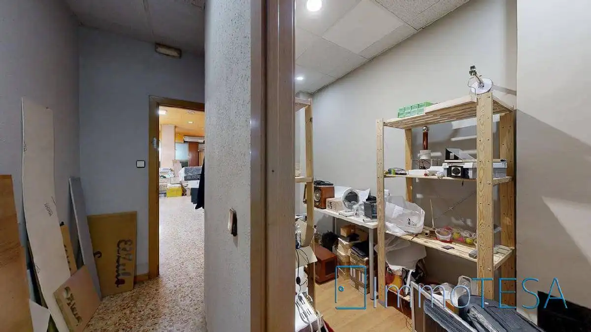 Local en venta en Barberà del Vallès