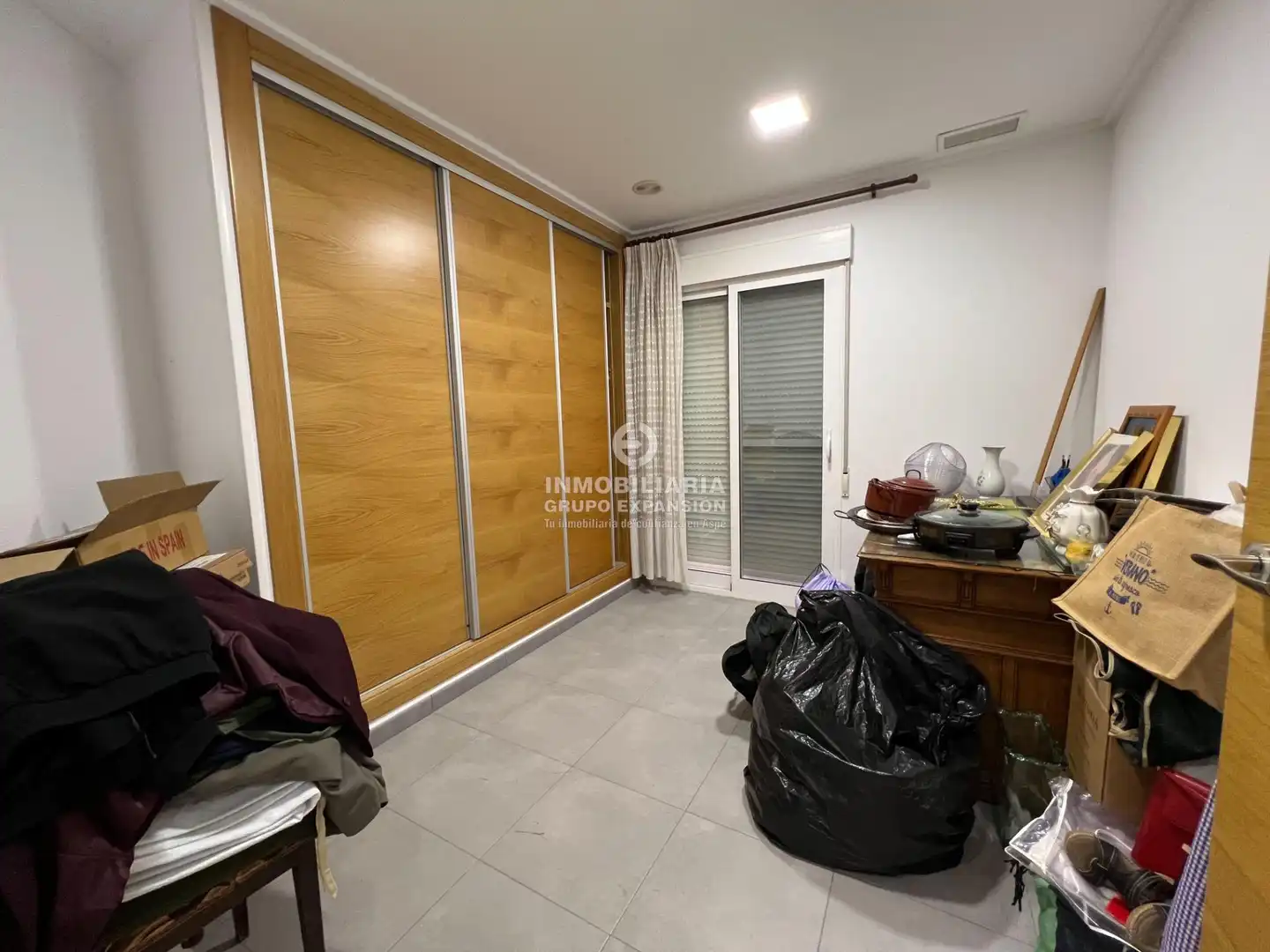 Piso en venta en Aspe con Terraza, Trastero y Amueblado