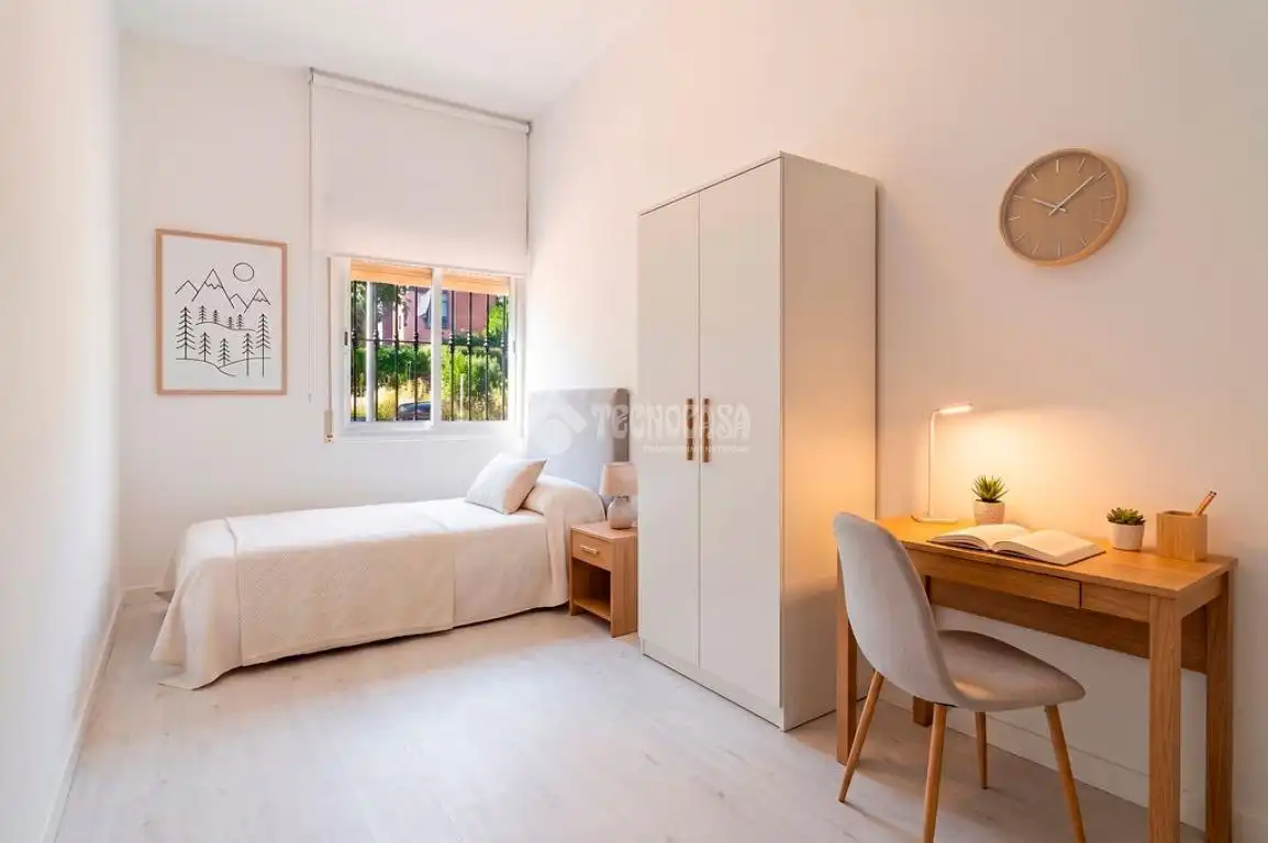 Habitación de Piso en venta en Madrid con Calefacción y Amueblado