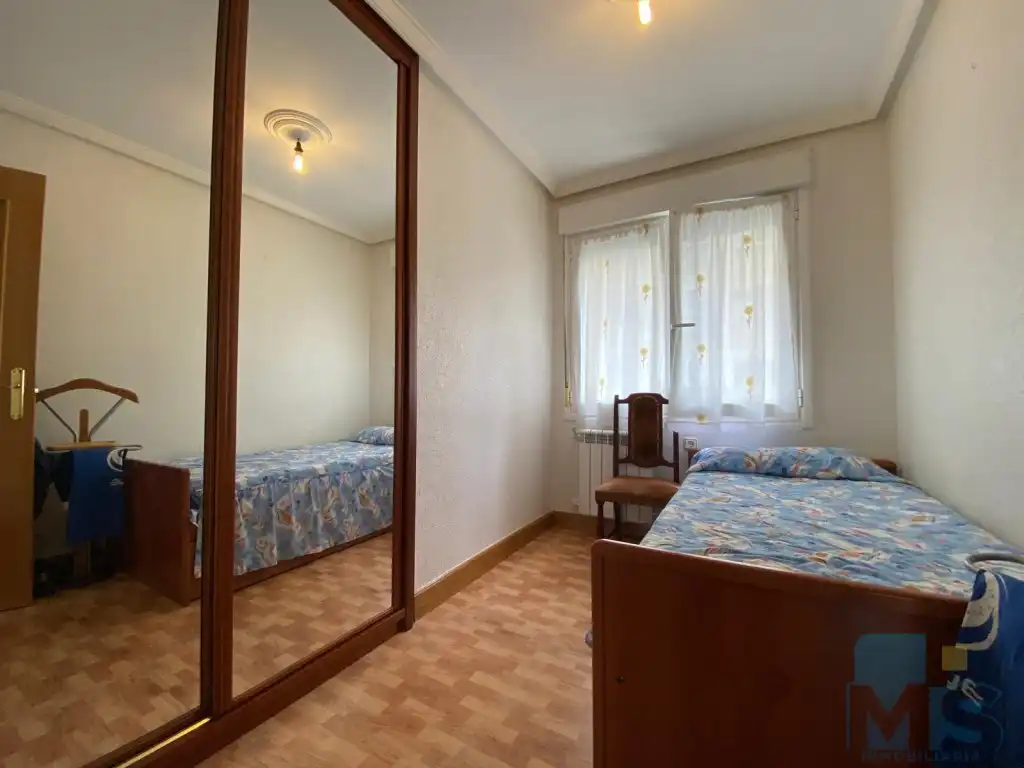 Bedroom of Flat for rent in Pasaia