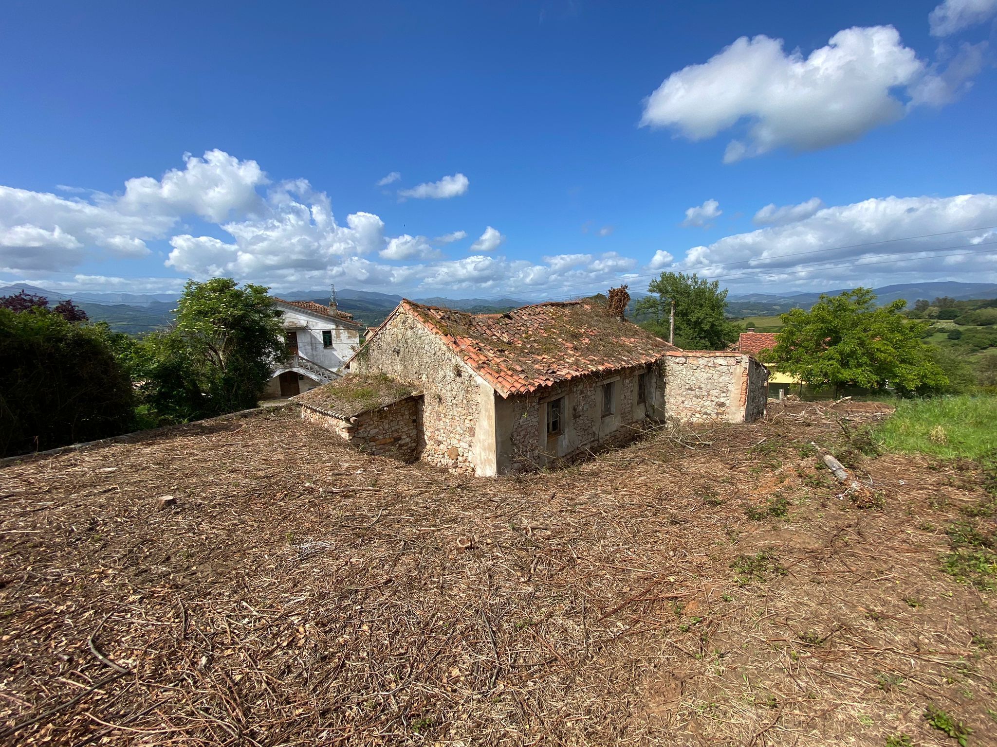 House or chalet for sale in Las Regueras    with Parquet flooring