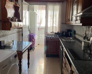 Kitchen of Flat for sale in  Sevilla Capital  with Heating, Terrace and Balcony