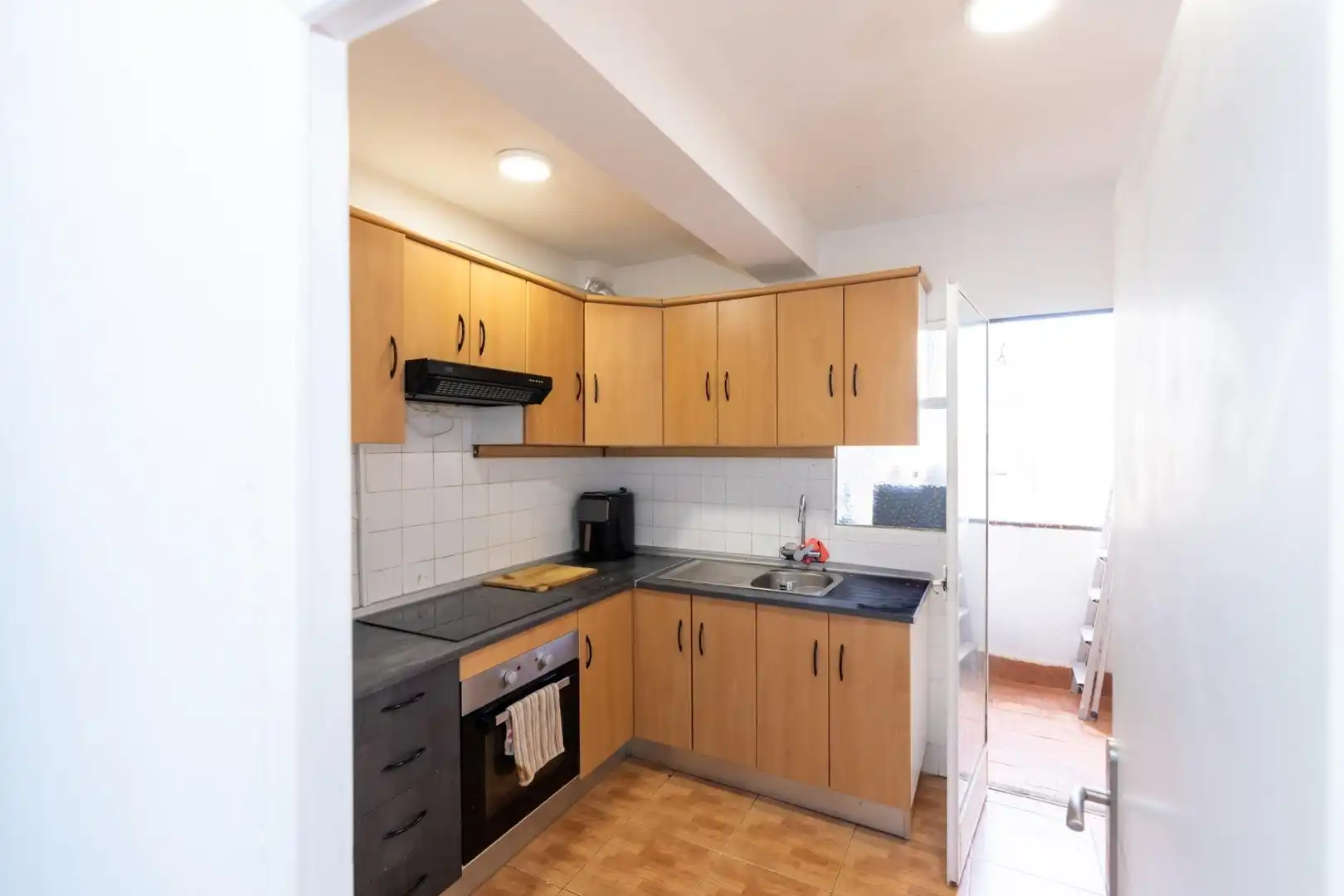 Kitchen of Flat for sale in Granada