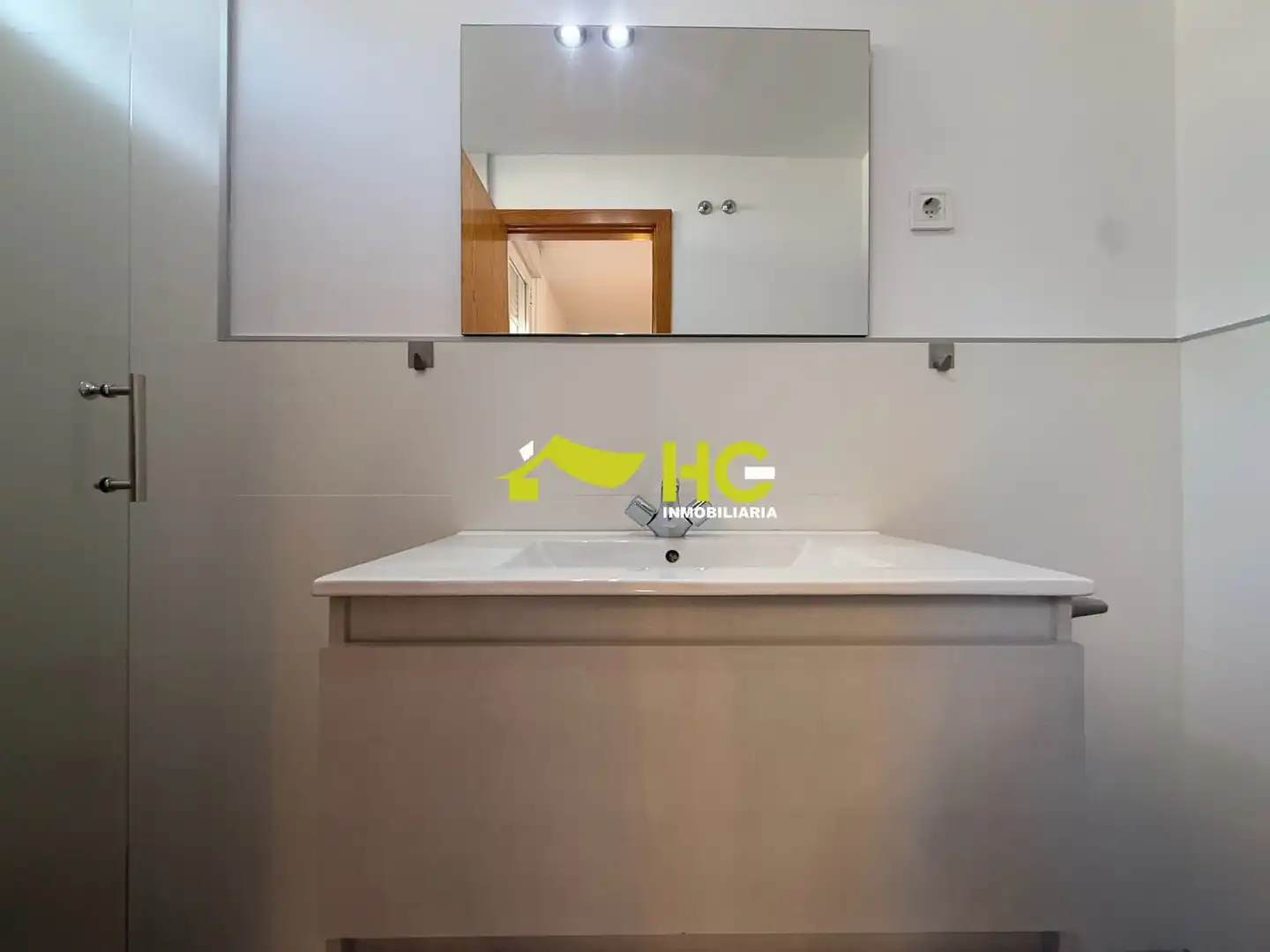 Bany de Dúplex de lloguer en Villaviciosa de Odón amb Calefacció i Moblat