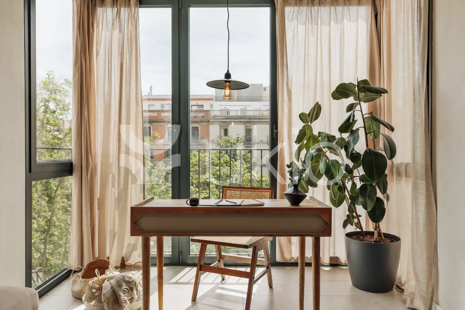 Appartement compact avec ascenseur à louer à Gran Via de les Corts Catalanes, imagen 2