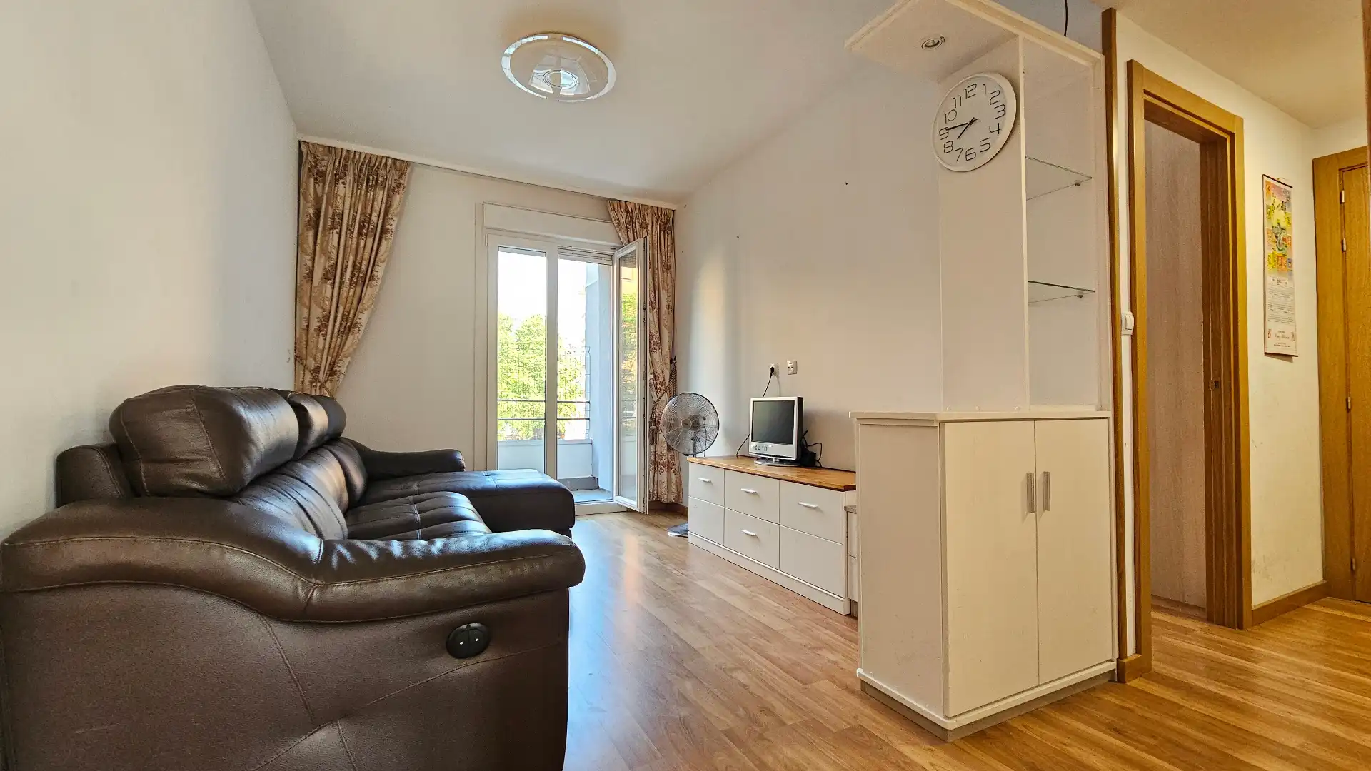 Sala d'estar de Pis en venda en Vitoria - Gasteiz amb Parquet, Terrassa i Traster