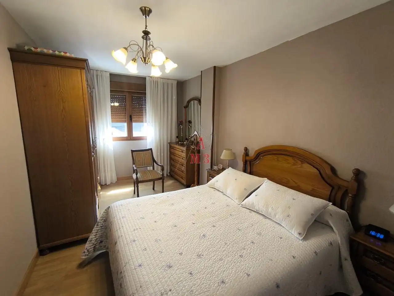 Habitación de Piso en venta en San Andrés del Rabanedo con Calefacción, Terraza y Trastero