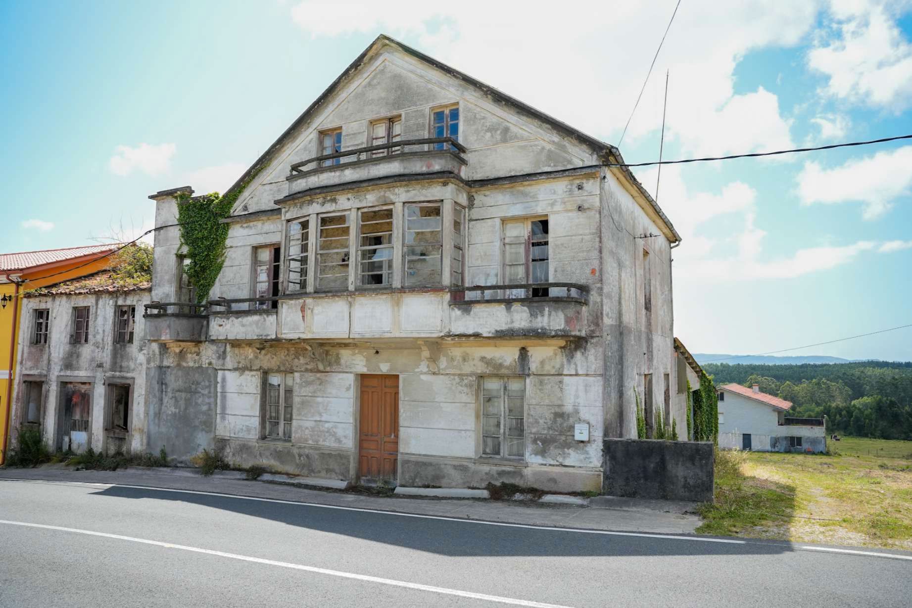 Exterior view of Country house for sale in Narón  with Private garden, Storage room and Furnished