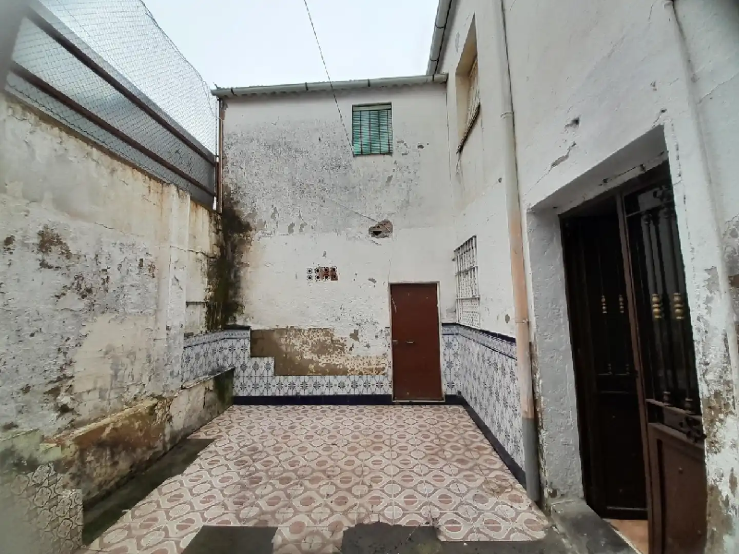 Exterior view of Houses for sale in Linares