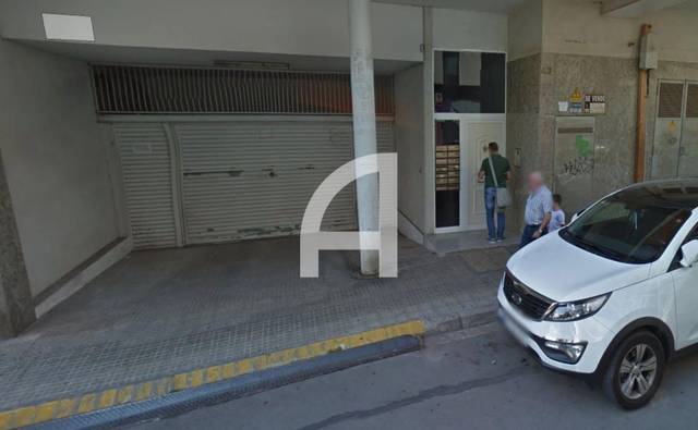 Garaje en Alquiler en DIBUIXANT AVELLANEDA en Zona Esportiva