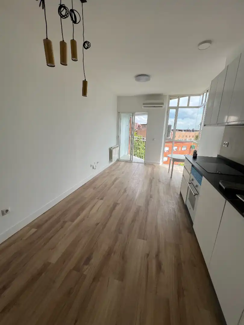 Terraza de Piso en venta en Madrid con Calefacción, Terraza y Horno